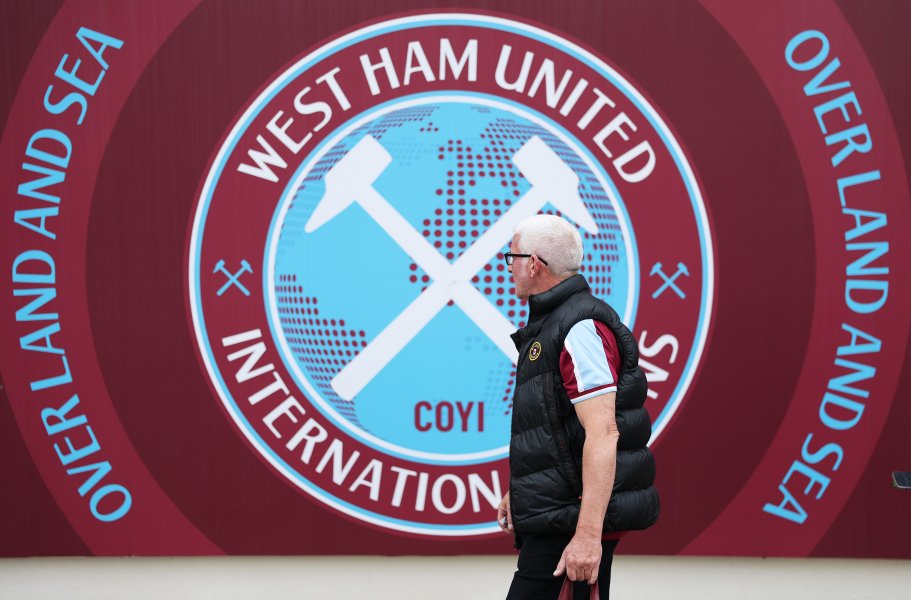 Протест на феновете на Уест Хем1