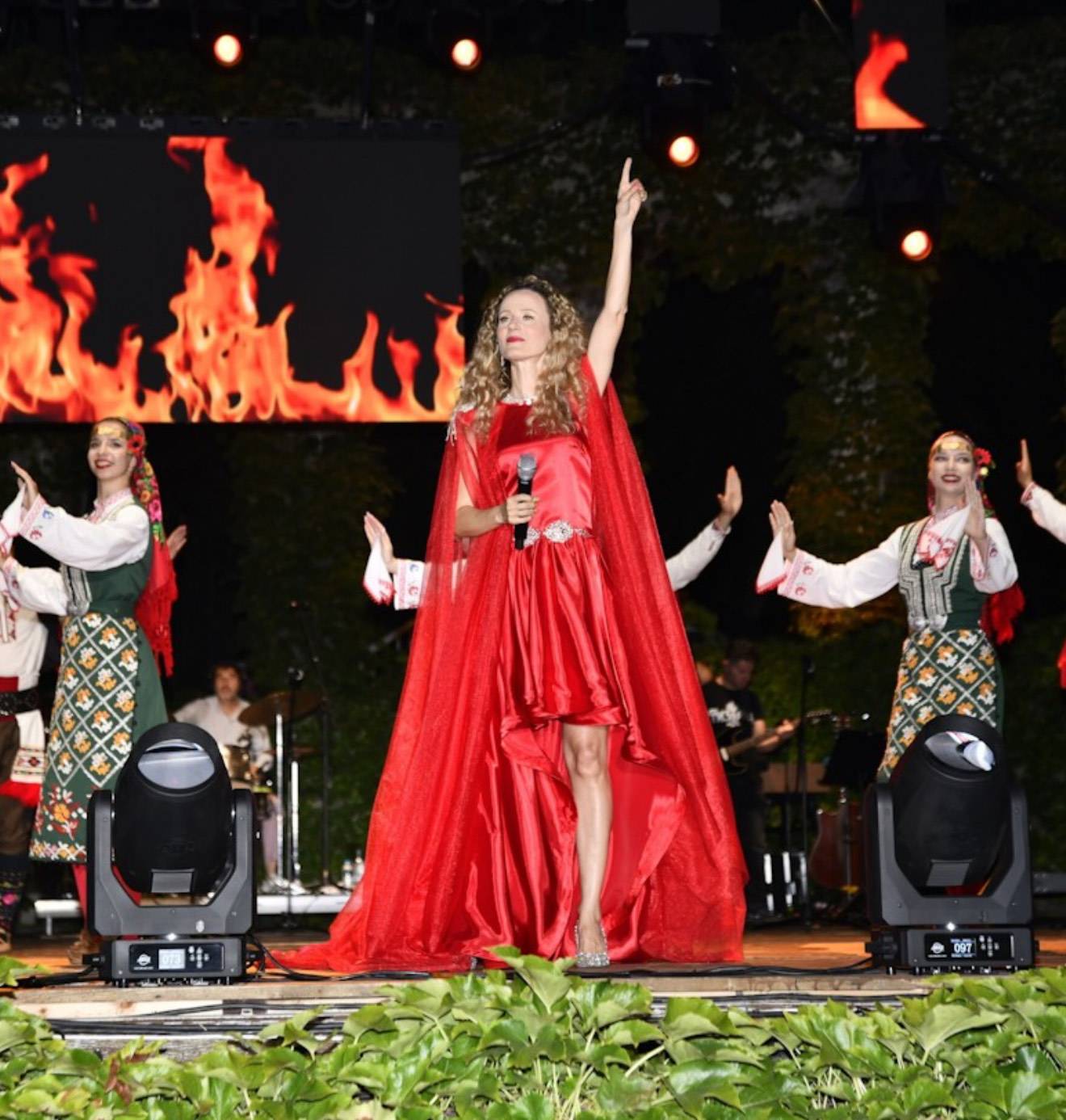 Деси Добрева