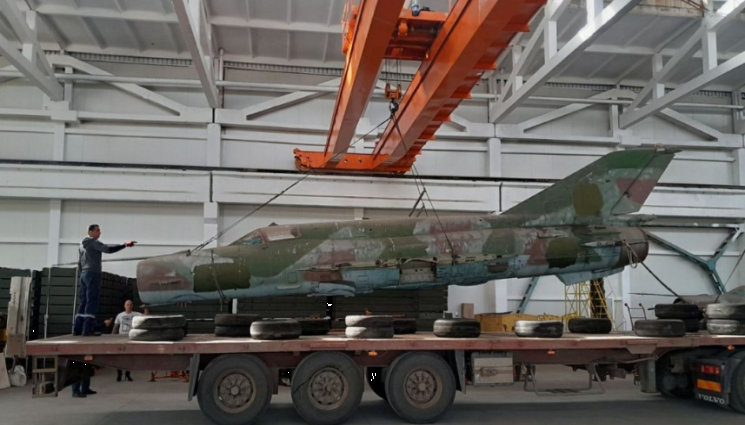 МиГ 21 - Ще спасят ли изтребител МиГ-21 на първия български космонавт Георги Иванов? (СНИМКИ)