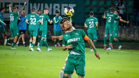 Даниел Генов