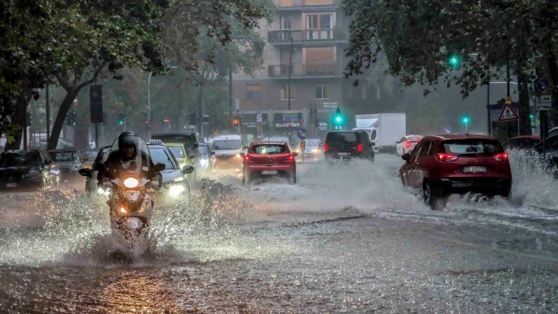 Проливните дъждове засегнали Каталуния в Испания   някои райони на Франция