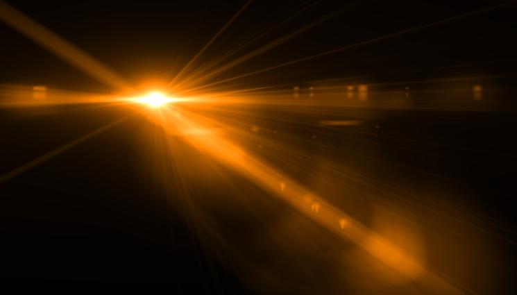 светлина - КОСМИЧЕСКА ЗАГАДКА: Мистериозен обект разцепи небето над България! (СНИМКА)