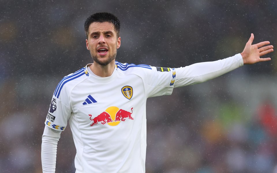 Лийдс разби Кристъл Палас, Илия Груев записа няколко минути