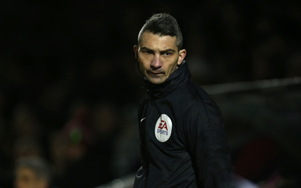 Страхотно: наш съдия в 