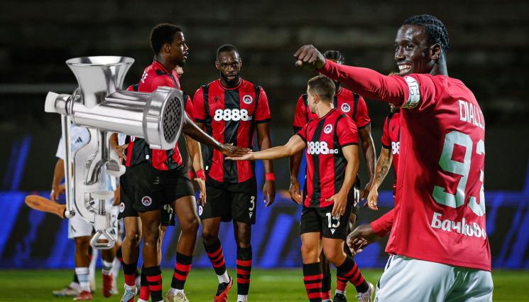 Първа лига - Клубовете ни са мелачка за играчи