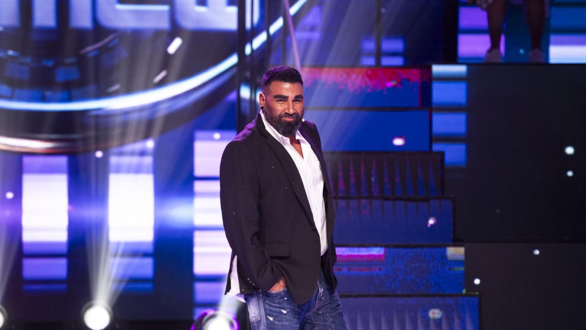 Тази неделя в 20 00 ч по NOVA любимият водещ Димитър