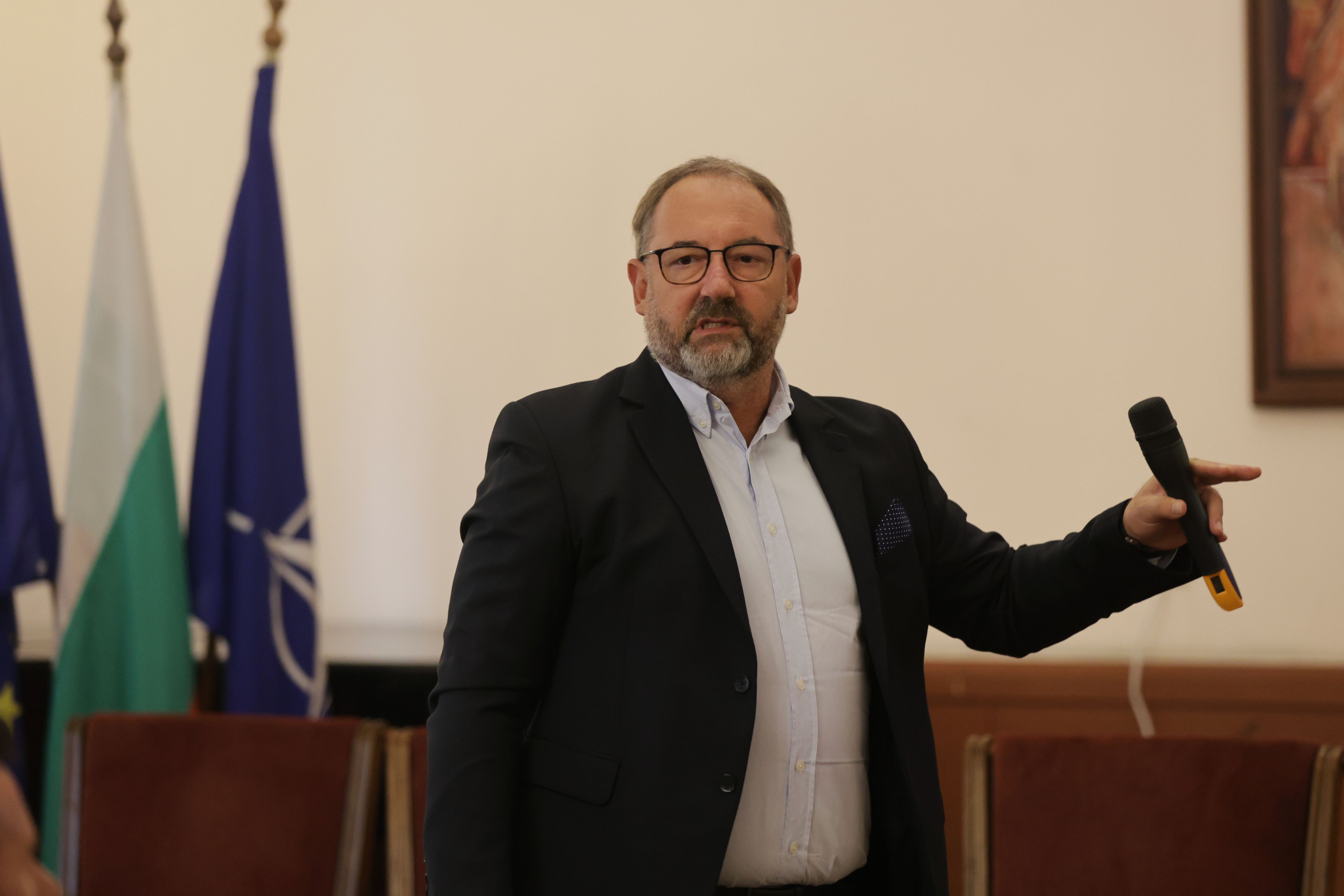 Добромир Ганев