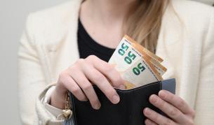 Всеки пети взима ниска заплата 