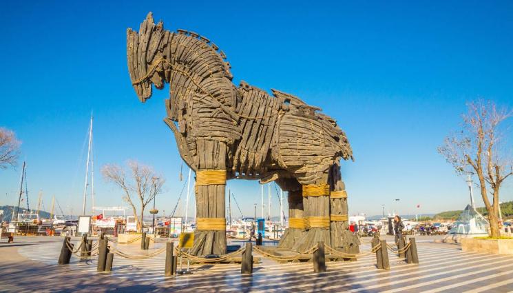 Троя - МАРШРУТИ: С хитроумния Одисей от Троя до родната Итака...