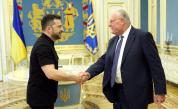 <p>Тръмп подкрепя Украйна да използва оръжия с голям обсег срещу Русия</p>