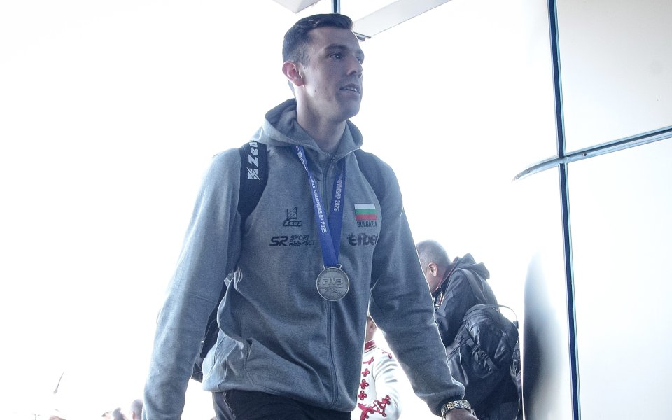 Аспарух Аспарухов с 14 точки при загуба на Шлепск в Полша