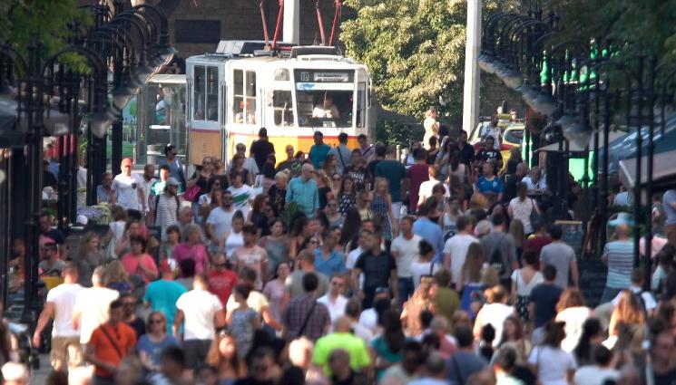 d - ОФИЦИАЛНО: Населението на България е 6 437 360 души