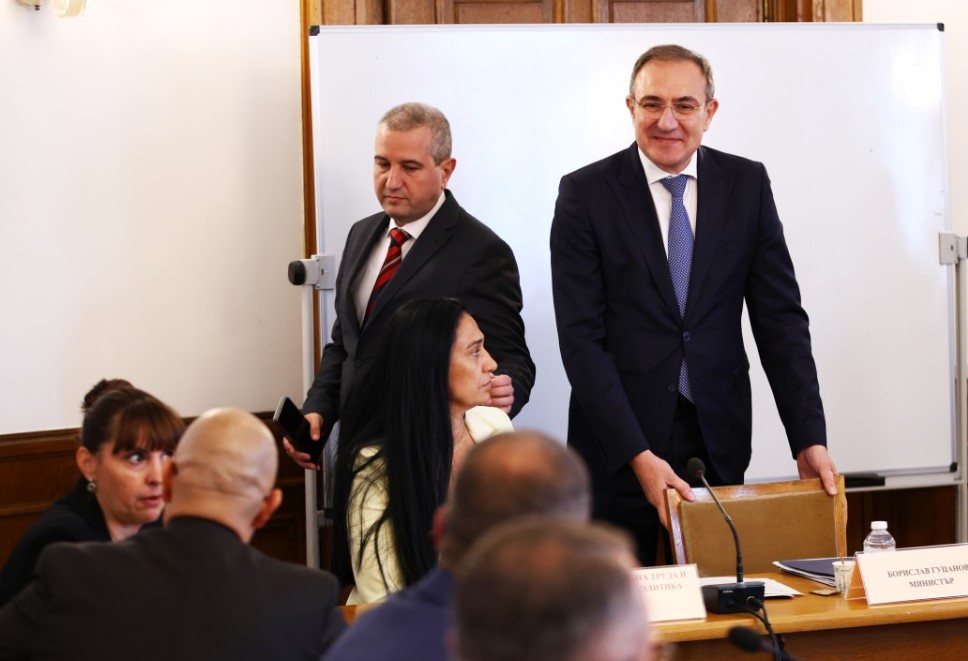 Борислав Гуцанов