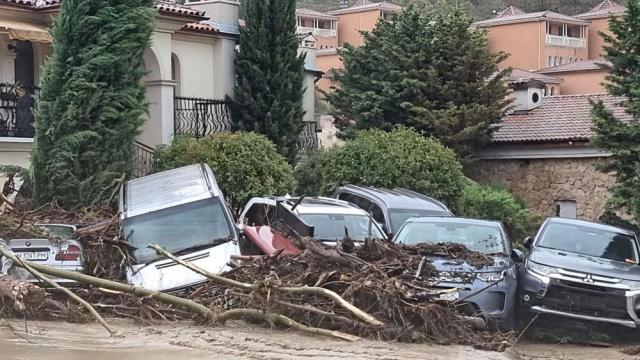 Воден ад в Бургаско: Бедствено положение, евакуация и разрушения (ГАЛЕРИЯ)