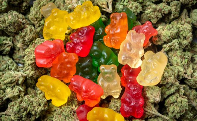 Американски баскетболист е изправен пред екзекуция заради бонбони с канабис в Индонезия