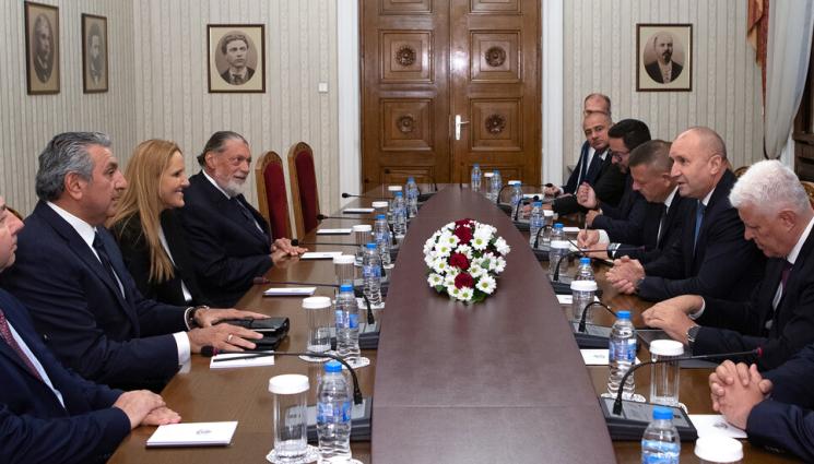 Президентски прессекретариат - БЪЛГАРИЯ КАТО ГАЗОВ ВРАТАР НА ЕВРОПА: Радев кани турски енергиен гигант да ползва нашите тръби за ЕС