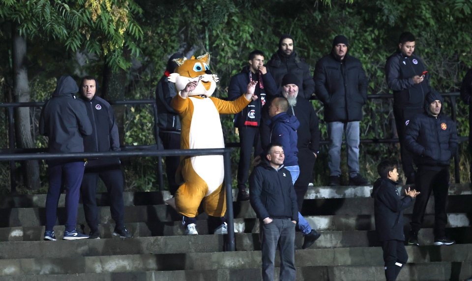 Славия Локомотив София1