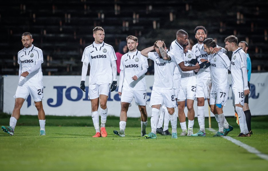 Славия Локомотив София1