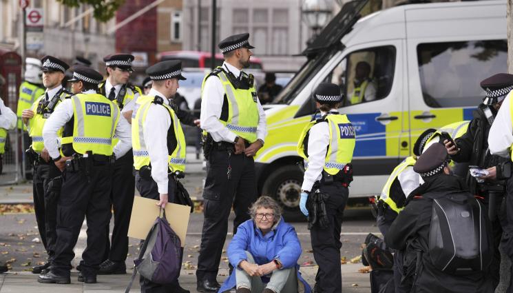 лондон простеср - КЪРВАВО НАПРЕЖЕНИЕ В ЛОНДОН!