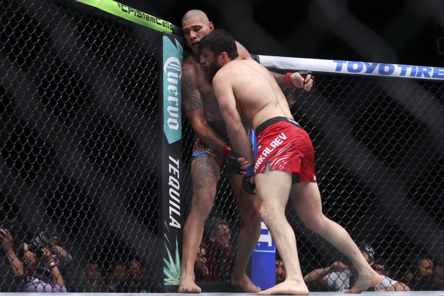 Алекс Перейра1