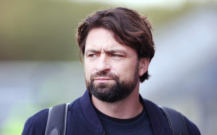 Рейнджърс уволни Ръсел Мартин