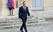 Политическа криза във Франция: Новото правителство вече е застрашено от вот на недоверие