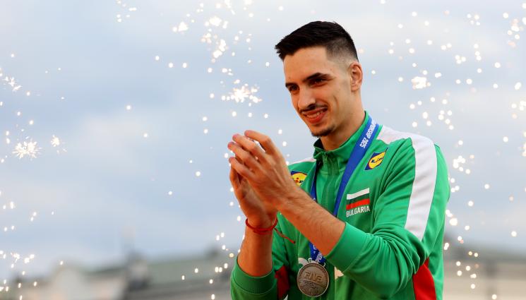 Преслав Петков - Волейболният национал Преслав Петков спечели трофей при дебюта си в Италия