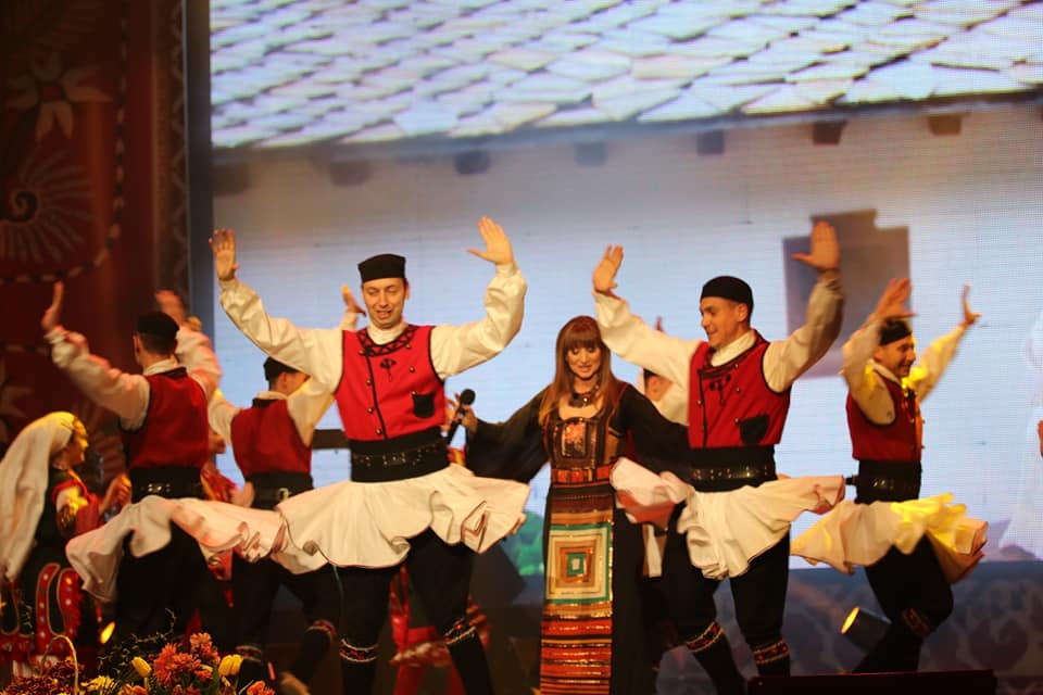 Поли Паскова