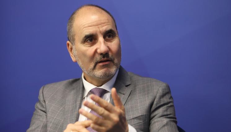 Цветан Цветанов - ЛИНЕЙКА: Цветан Цветанов в болница! (СНИМКА)