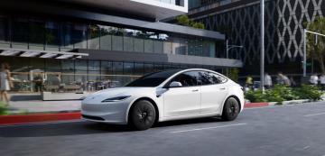 <p>Tesla Model 3 Standard</p>