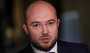 Скандал с Брендо, отстраниха началника на затвора в София