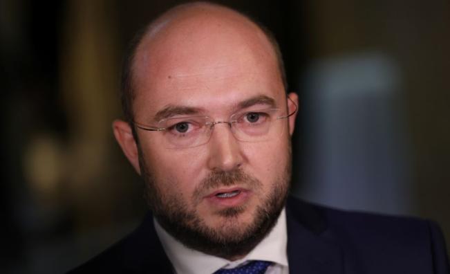 <p>Георги Георгиев: Няма дъно в българската политика</p>