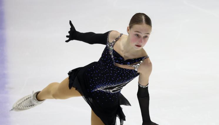 Лиа Любенова - Лиа Любенова ще представя България на турнира Гран При по фигурно пързаляне за девойки в Абу Даби