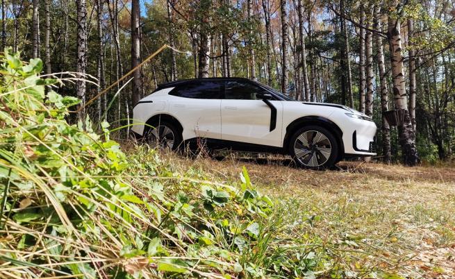 Lynk Co 08