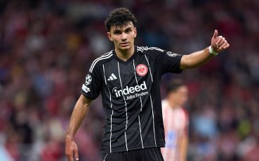 Новата перла на Айнтрахт повежда атаката на Турция в София