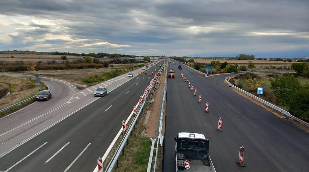 Zaradi asfalterskih del spremenjena organizacija prometa na odsekih avtoceste Trakija v regiji Plovdiv