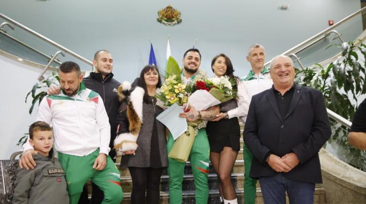 насар