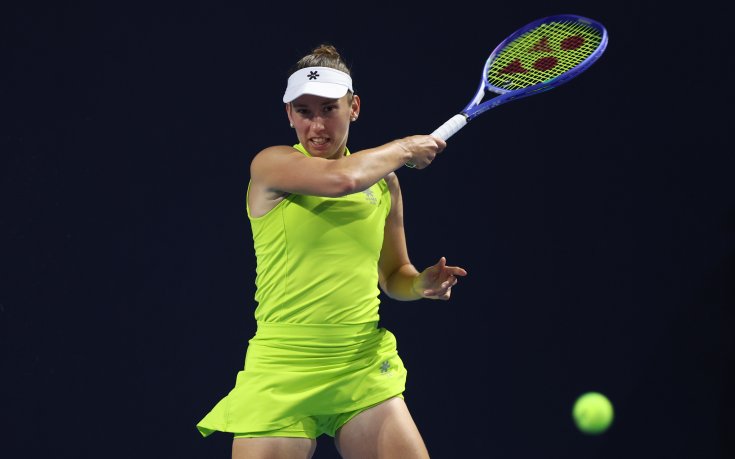Третата поставена Елизе Мертенс записа успешен старт на турнира в Осака