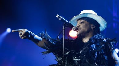 R&B звездата D’Angelo почина на 51 години