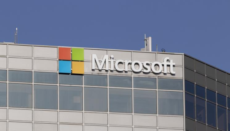 Microsoft - КРАЙ НА ЕДНА ЕРА: Microsoft „убива“ Windows 10!