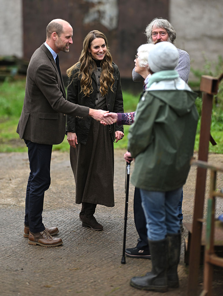 Кралска визита: Уилям и Кейт посетиха ферма в Северна Ирландия
