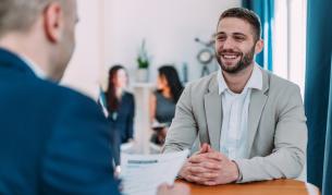 Заминавате на работа в чужбина: какво още дължите на България?
