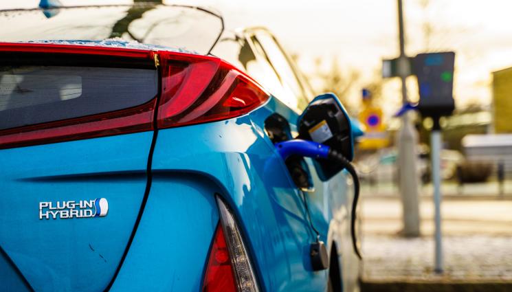 plug in хибридни - „ЗЕЛЕНИЯТ МИРАЖ“ СЕ РАЗПАДА: Хибридите — голямата измама!