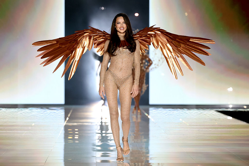 Горещото шоу на Victoria’s Secret