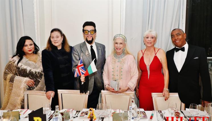 лорд Евгени Минчев - „Пътнико свиден“ трогна Лондон на Българския бал! (СНИМКИ)