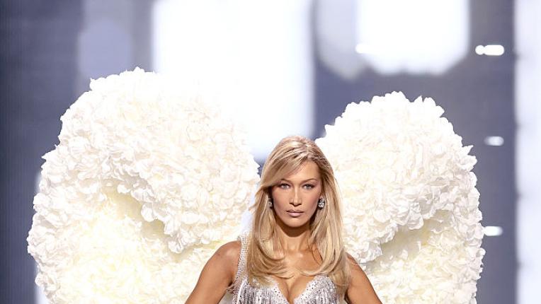 Подиумът е отново техен: Victoria’s Secret 2025 се завърна по-грандиозно от всякога (СНИМКИ)
