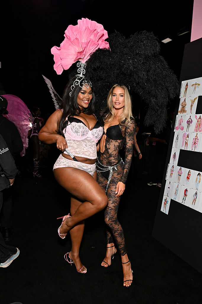 Plus size модели завладяха подиума на Victoria’s Secret