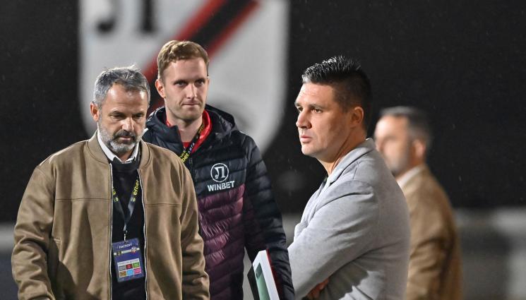 Душан Косич и Тодор Симов - Косич е щастлив от дисциплината и работата на Локо