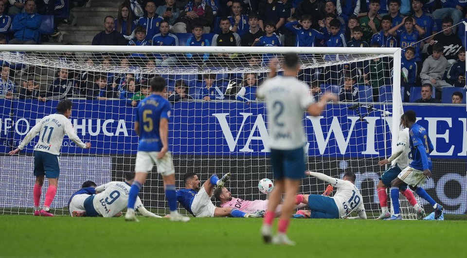 Реал Овиедо Еспаньол1