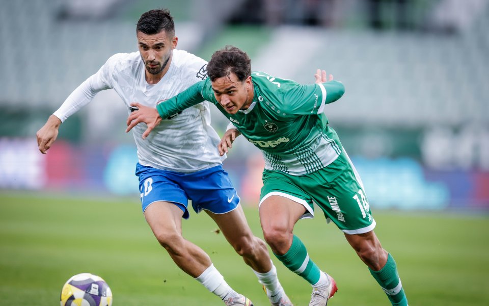 Лудогорец отново се спъна у дома, не успя да се справи с коравия Спартак Варна